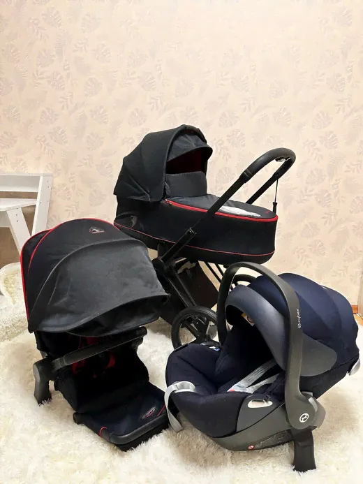 Cybex Ferrari 2  1/3  1